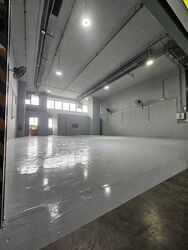 Carros Centre (D25), Warehouse #438102001